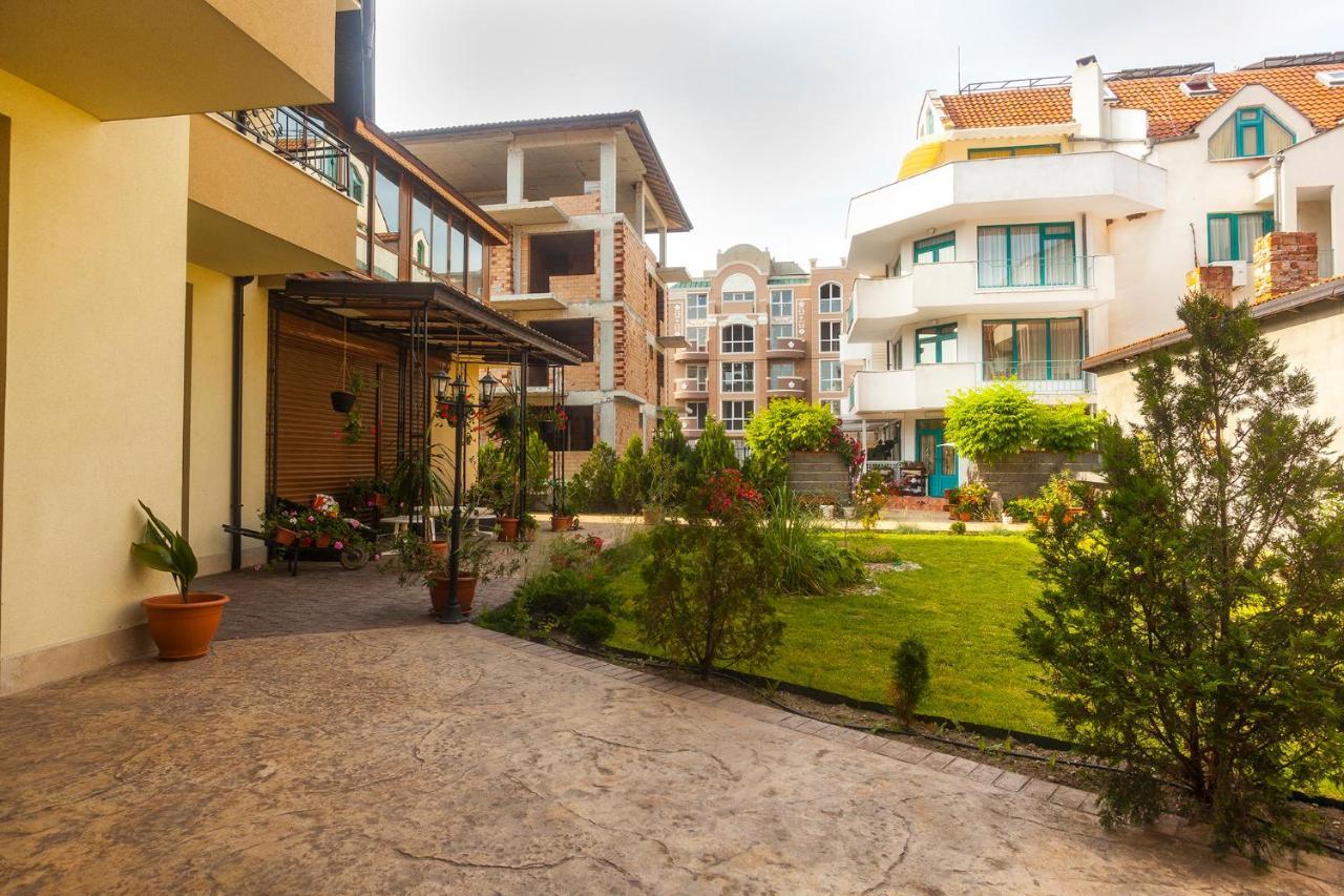 Ravda Bay Guest House Exterior photo